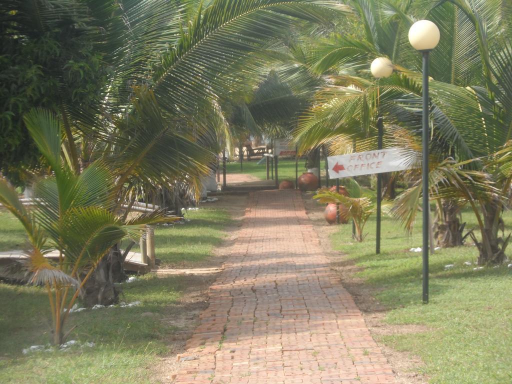 Legacy Tribe Beach Resort Prampram Εξωτερικό φωτογραφία