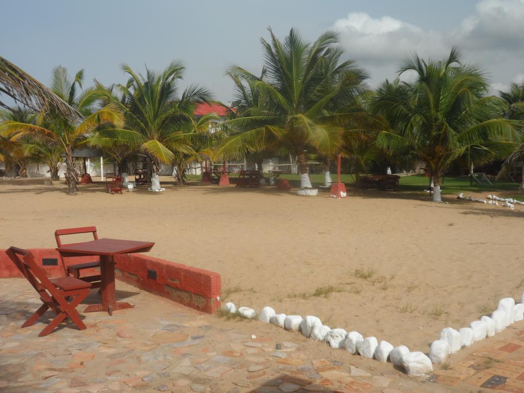 Legacy Tribe Beach Resort Prampram Εξωτερικό φωτογραφία